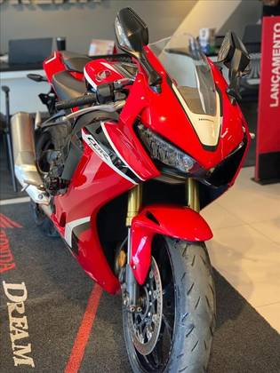 HONDA CBR 1000RR FIREBLADE HONDA CBR 1000RR FIREBLADE